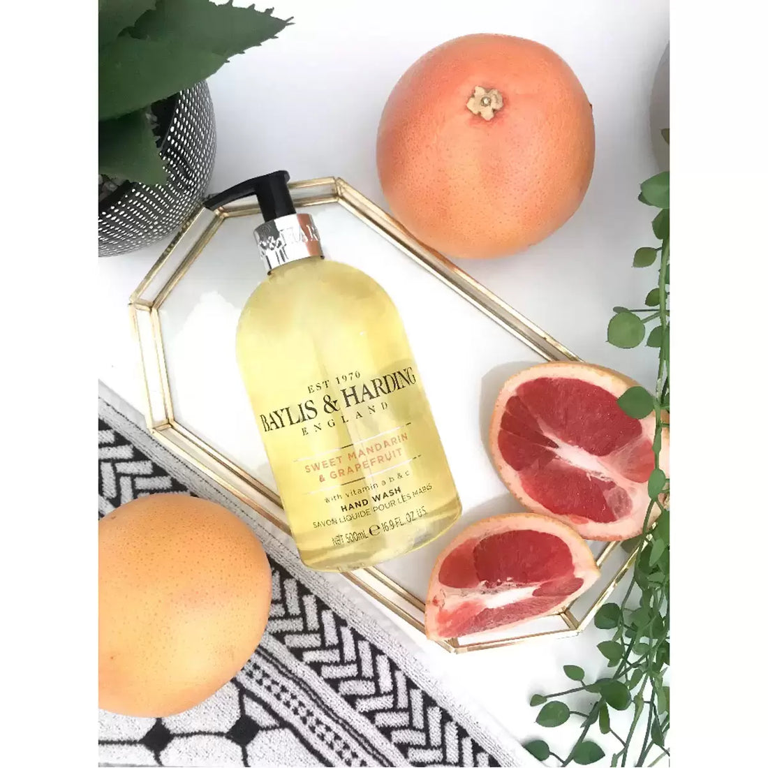 Baylis & Harding Sweet Mandarin & Grapefruit Hand Wash, 4 x 500ml